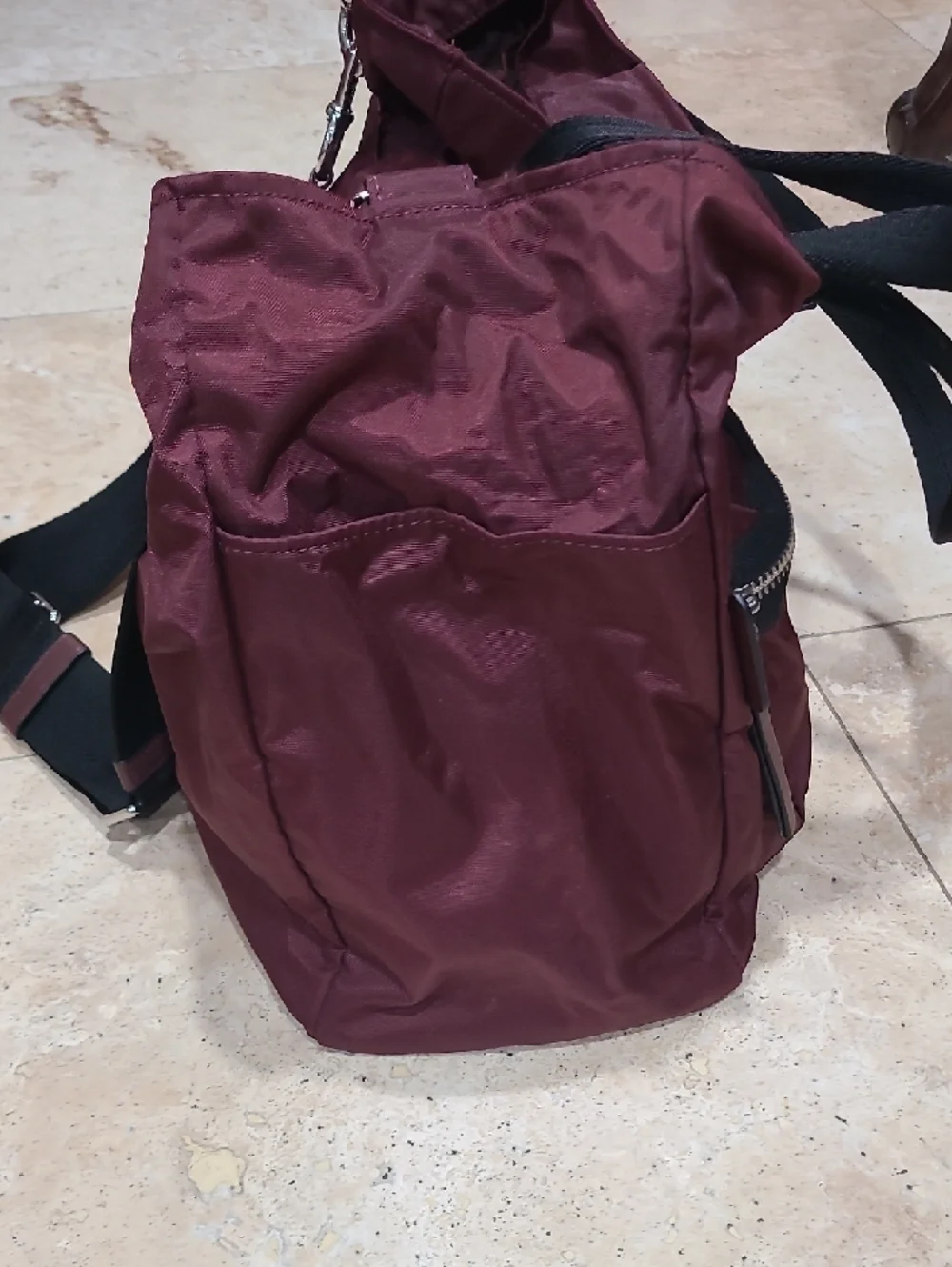 Marc Jacobs Baby Diaper Bag in Burgundy. It does not come With Changing Pad.